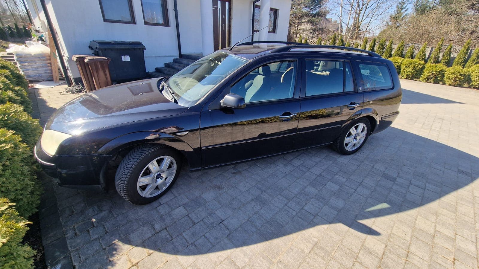 The syndicate will sell the car Ford Mondeo 2004, Reg. ELA54Y9