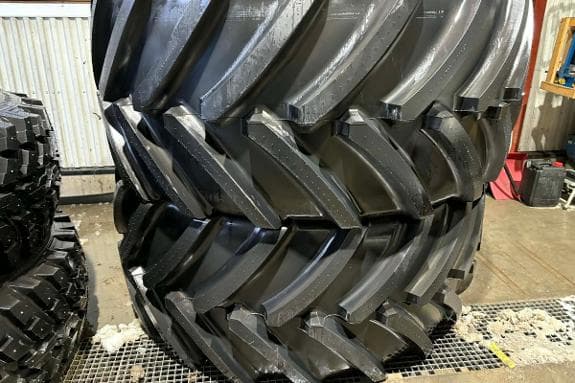 2024 Michelin 900/60 R42 traktordekk