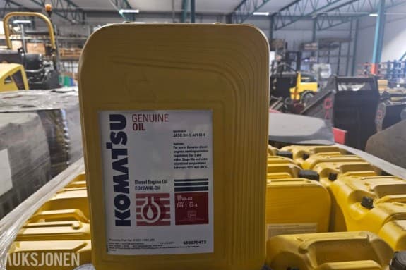 1000L Komatsu Genuine Diesel Engine Oil 15W-40 Original motorolje (20L kanne)