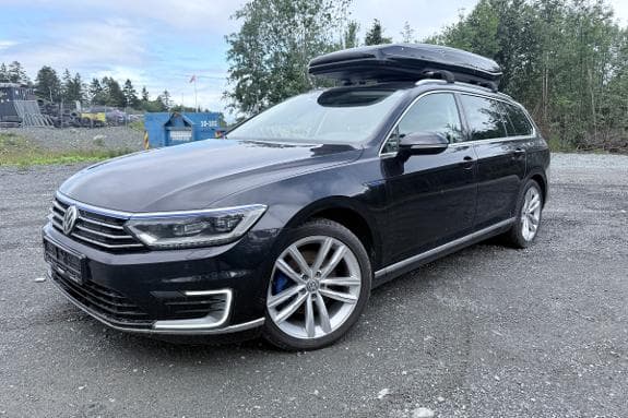 2017 Volkswagen Passat GTE HENGERFESTE VARMER ADAPTIV CRUISE SKINN/ALCANTARA KAMERA