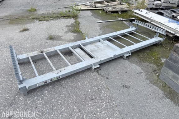 2 stk bareller til anleggsgjerder