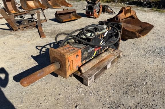 2021 Hardlife RWB100 pigghammer 870 kg s60