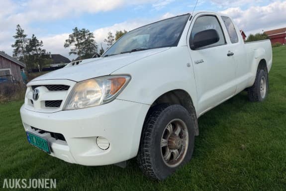 2007 Toyota HiLux Extra Cab 2.5 120hk 4WD hengerfeste cruisekontroll s+v dekk eu ok 08.2027
