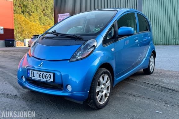 2012 Mitsubishi I-MIEV - delebil/rep objekt.