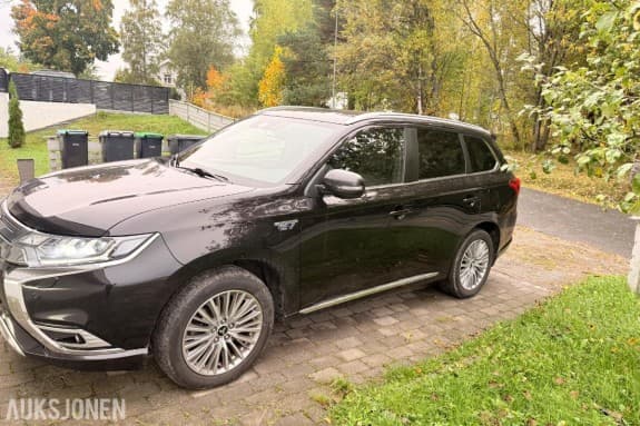 2020 Mitsubishi Outlander 2,4 PHEV 224hk AWD ADAPTIV CRUISEKONTROLL, RYGGEKAMERA, HENGERFESTE
