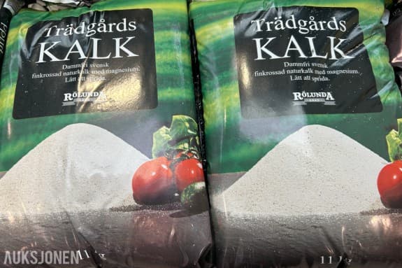 20 sekker 11 kg Kalk strø, fin kalk lett å strø