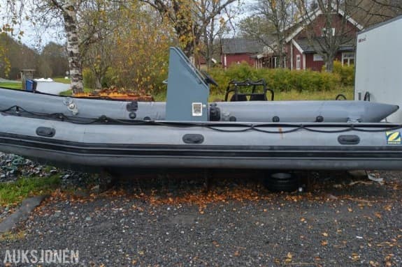 2002 Zodiac SRMN 730 rib - ingen minstepris