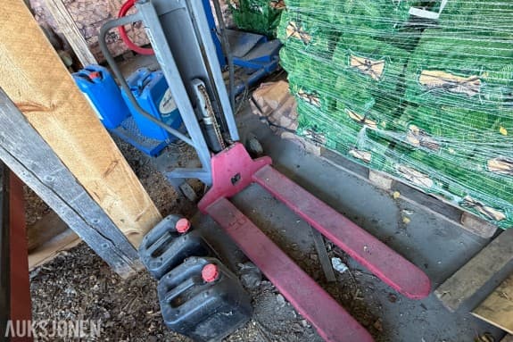 Høytløftende jekketralle 1000kg kapasitet / 90cm løftehøyde