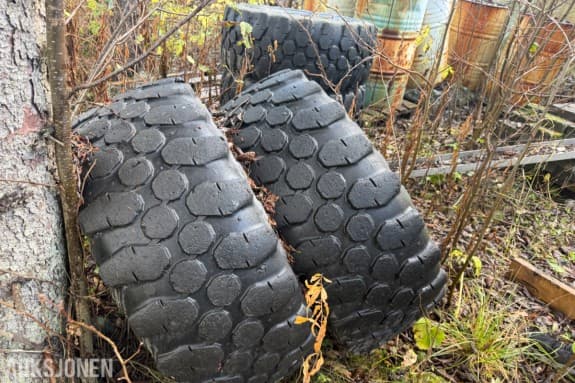 4 stk. Michelin hjullasterdekk på felg – 405/70 R2