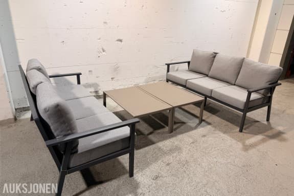 Brafab Samvaro sofagruppe med 2 Nardi Aria 100 bord