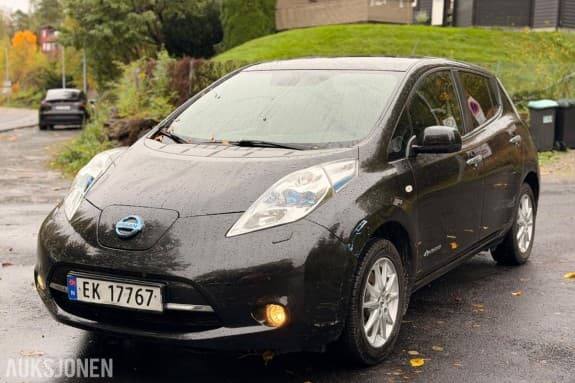 2014 NISSAN LEAF BOSE 360 KAMERA SKINN RATTVARME