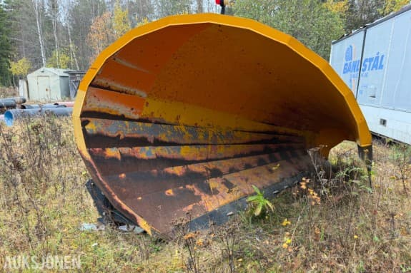 2004 mod. Øveraasen DH285D Plog til lastebil