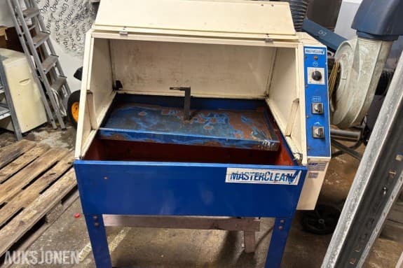 Masterclean GBP delevasker - 230 V, 1-fase - Mål: ca. 70 x 100 x H 132 cm