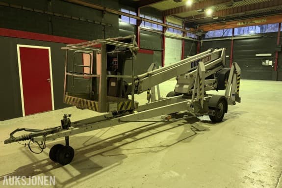 2015 Dino 180XT II tilhengerlift m/drift EL og bensinmotor