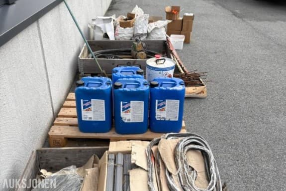 Diverse utstyr for betongentreprenør Forbruksmateriell og verktøy/måleutstyr