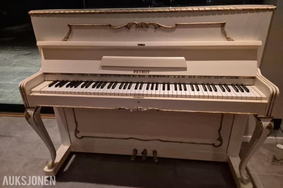 Petrof Piano Petrof