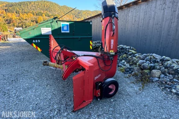 2015 Dalen 2006-010 Snøfres – hydraulisk utkaster, kraftoverføringsdrift