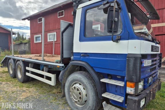 1984 Scania P82H