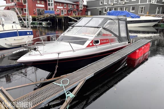 1990 Sunbird Barletta 208 daycruiser - 23 fot - 200 hk