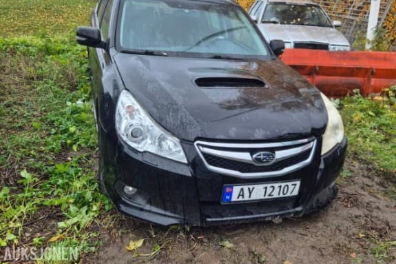 2010 Subaru Legacy 2.0 150hk AWD hengerfeste