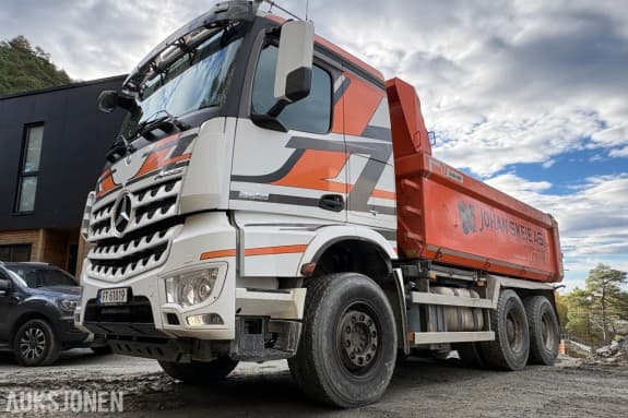 2018 Mercedes-Benz Arocs 2658 LK lastebil med Istrail tippkasse, 578 hk