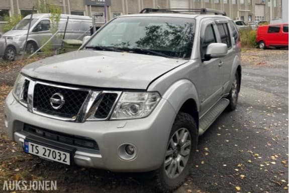 2013 Nissan Pathfinder 3.0 D 4X4, Reparasjonsobjekt