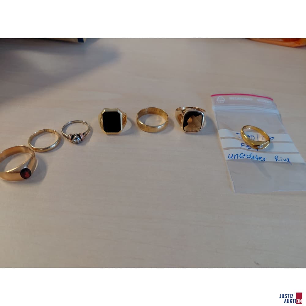 Mixed lot of 6 yellow gold rings 585