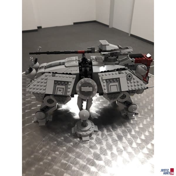 AT- TE Walker von LEGO