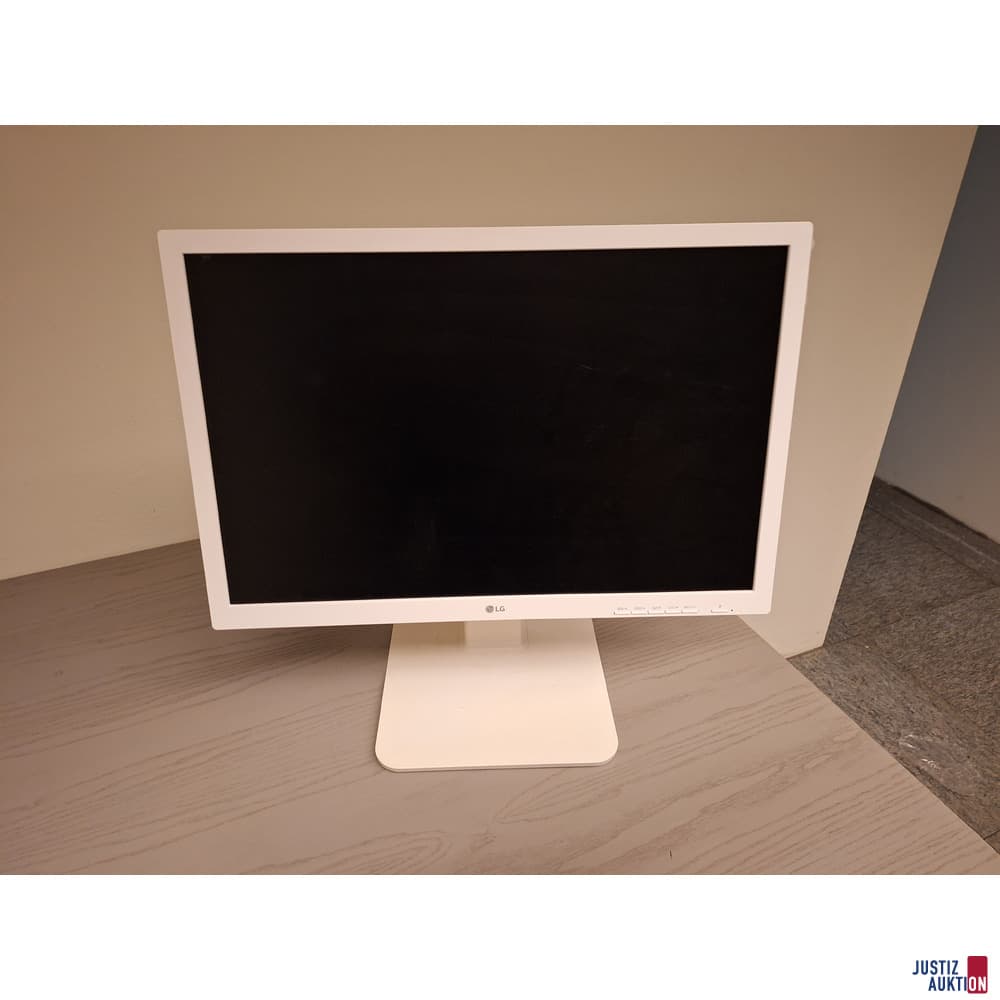 Eight 24's LG 24-inch TFT 24MB35PM-g monitors