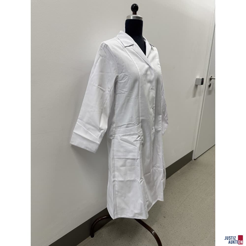 Women's coat, long-sleeved