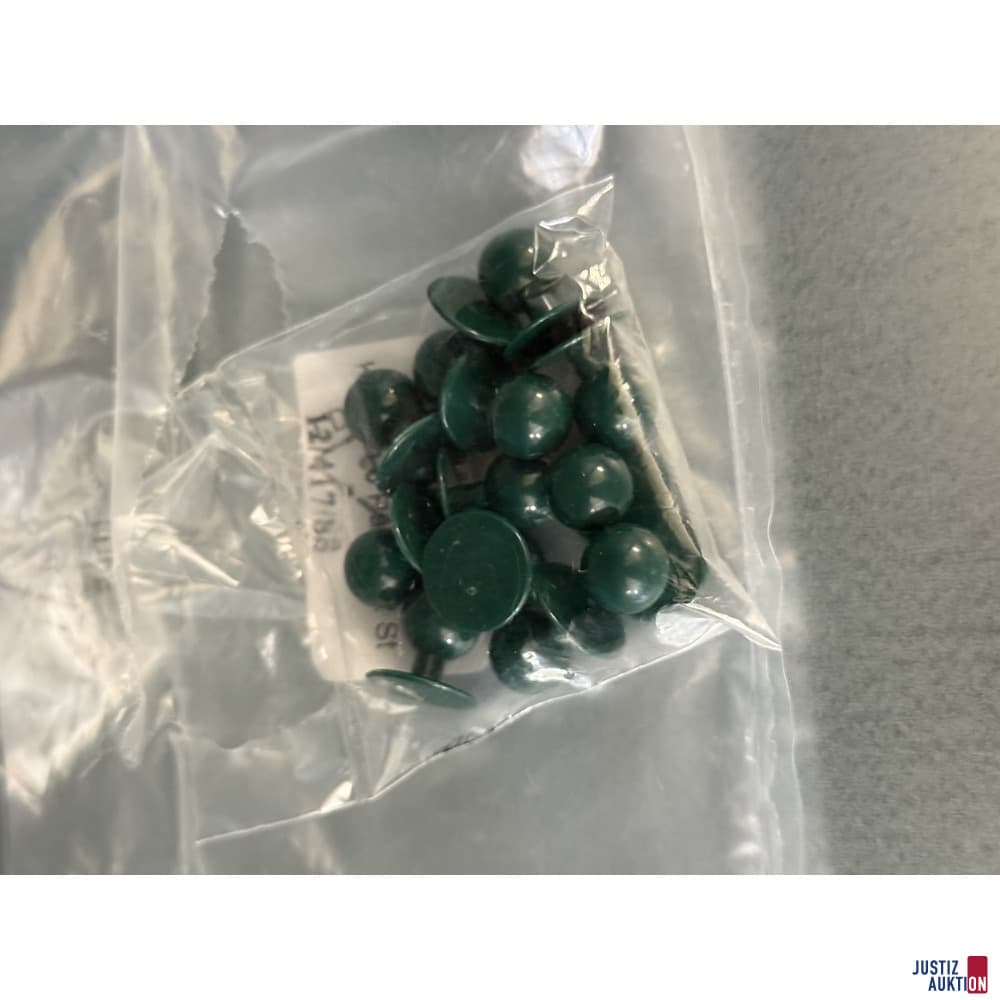 Ball buttons