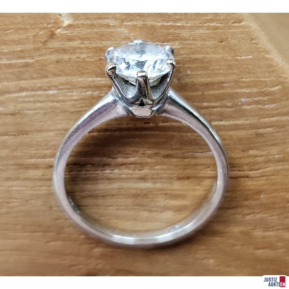 White Gold Ring with Cubic Zirconia