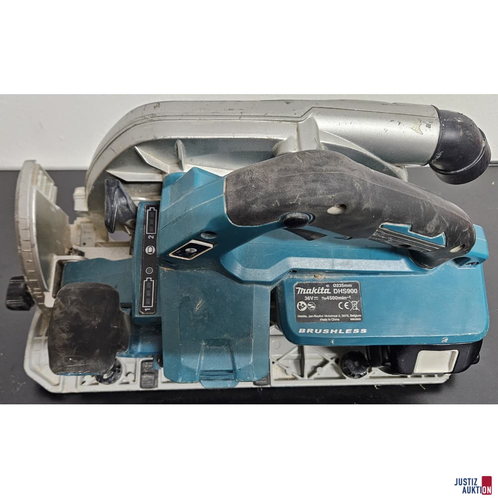 Makita cordless circular saw