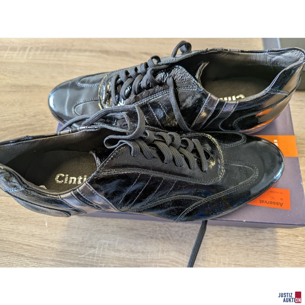 Cinti Size 43 Shoes