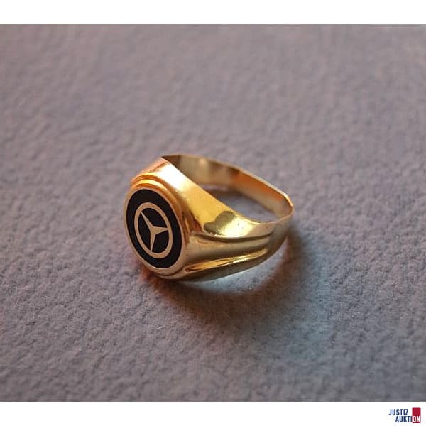 Ring emblem "Mercedes-Benz star"