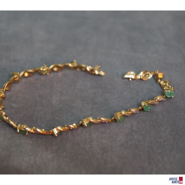 Bracelet