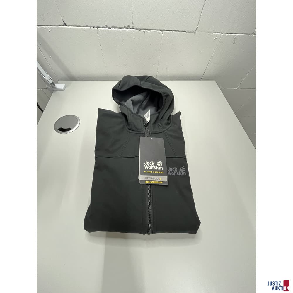 V111/26 - Jack Wolfskin Northern Men's Jacket, Black
