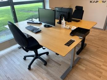 Raise lower table with chair and equipment