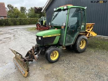 John Deere 4100 tractor with winter equipment