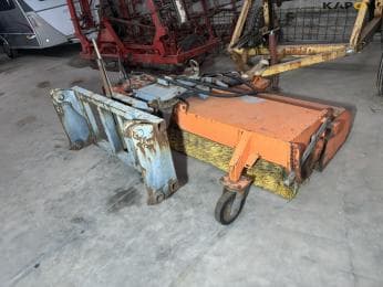 Tuchel Profi FKM 200 HS 600 Sweeper with Collection Box