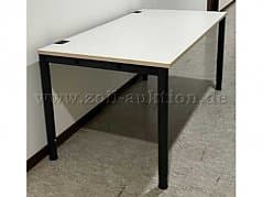 Working tables of the type "Basic 4" of the brand König + Neurath