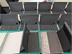 Logitech Slim Folio for iPad 2017 Keyboard