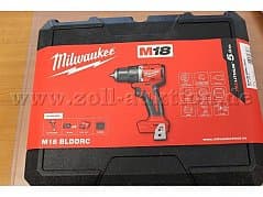 Milwaukee M18BLDDRC-502C cordless drilldriver with carrying case