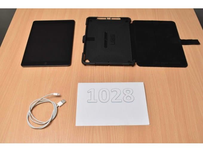 Apple iPad 7th generation A2197 32 GB 10,2" (25,91cm)