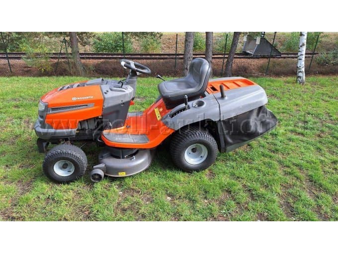 Husqvarna CT153 Ride-on Mower