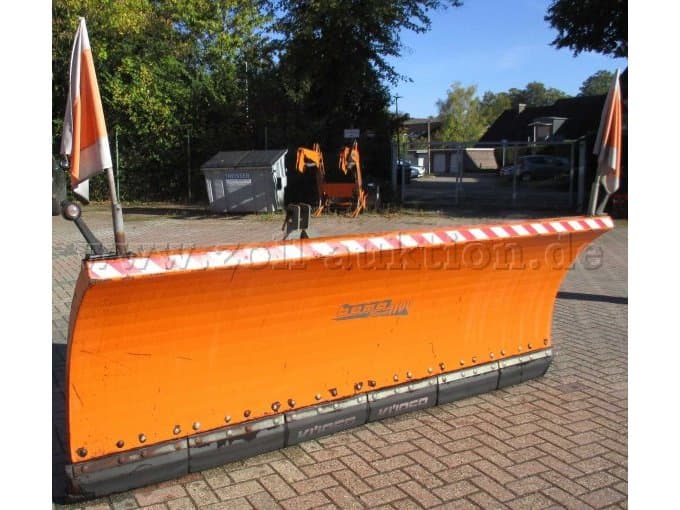 Bema Snow Sign 1100 Type 3000 tugs