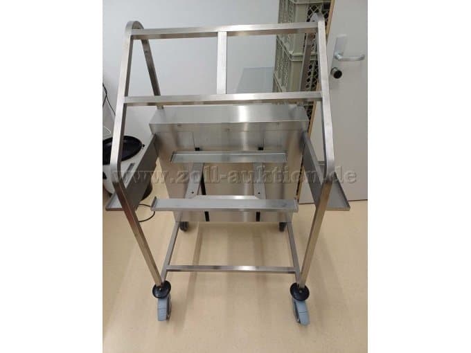 Cutlery and tray trolley of the company Hopfer, type OTA-E/BA-4x GN