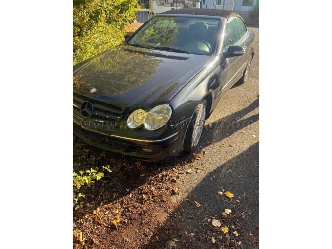 DAIMLERCHRYSLER (D)-CLK 320 CDI