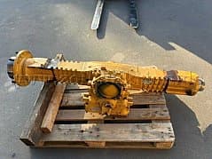 Defective rear axle wheel loader CAT 907H BJ 2008 (for hobbyist/replacement dispenser)