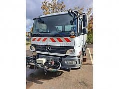 Faun Viajet 6 R+L/H on MB Atego 1524 chassis with engine damage